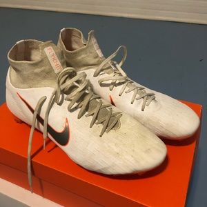 Men’s Nike soccer cleats